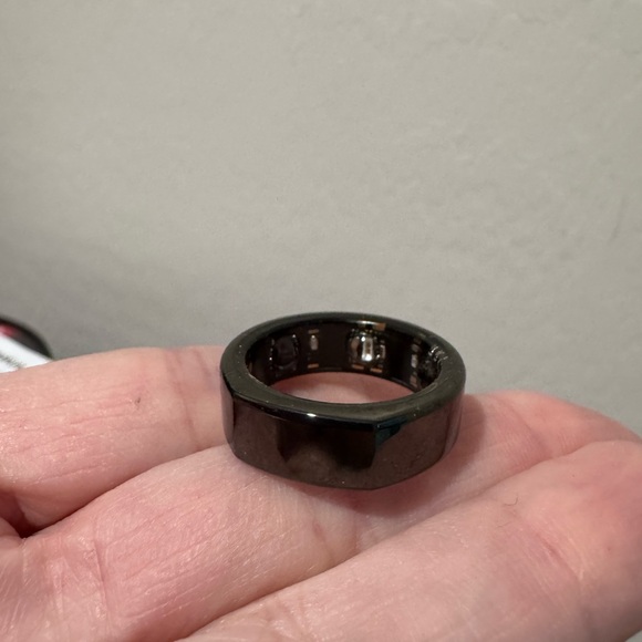 Oura GEN 3 Heritage ring black size 10 like new - Picture 3 of 3